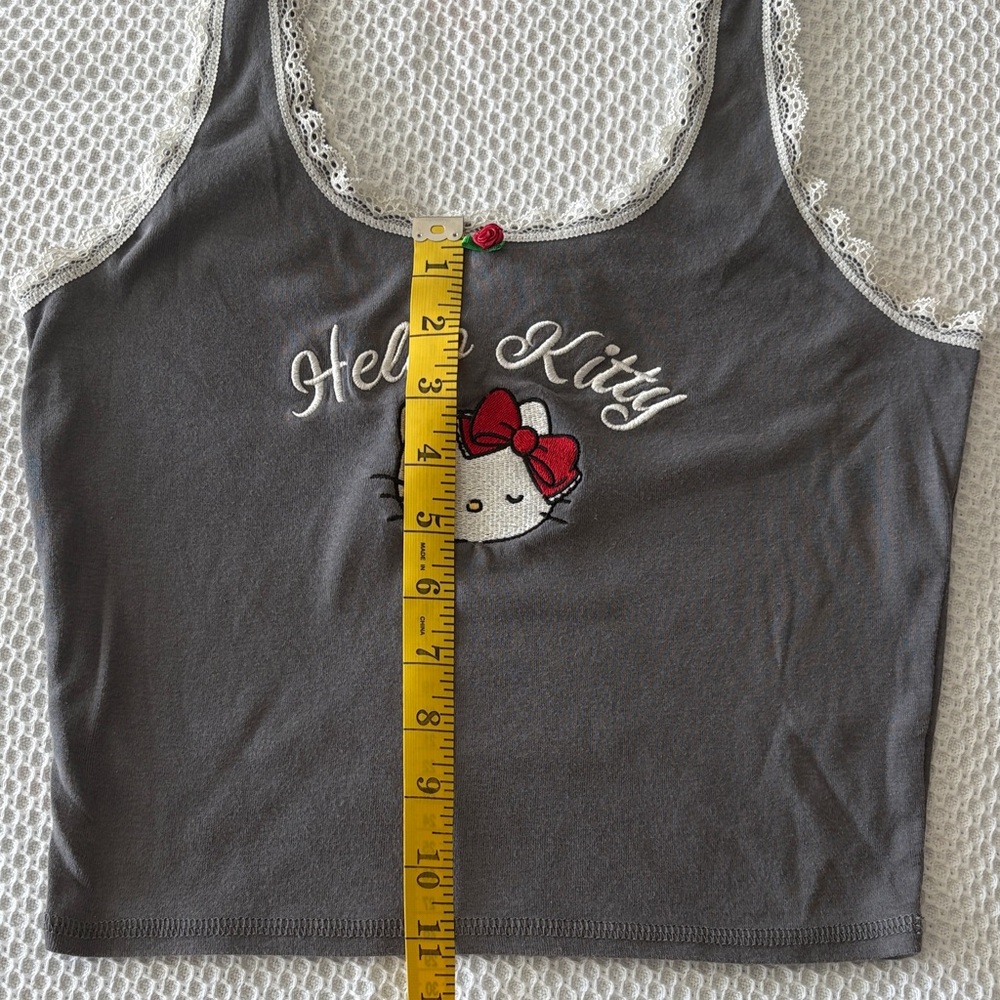 Hello Kitty Gray and White Lace Top - Picture 5 of 5